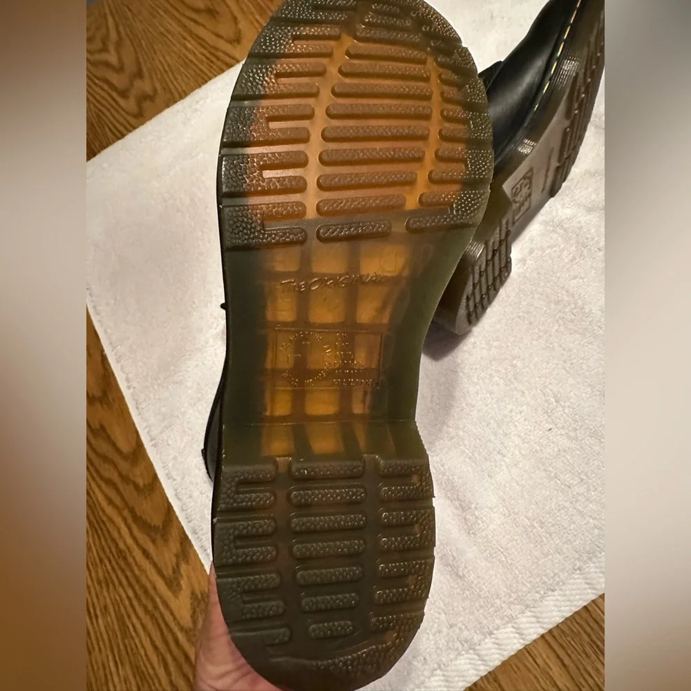 Dr Martens Original boot - Picture 10 of 15